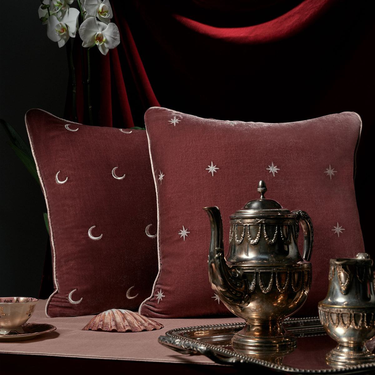 Moon İpek Kadife Yastık - Bordo